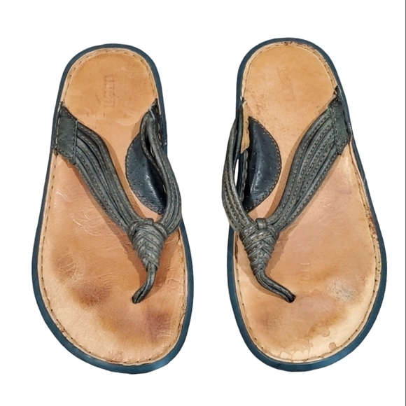 Born Women Comfort Leather Flip Flop Thong Sandals shoes sz 7 - Picture 1 of 10